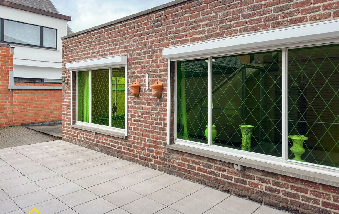 Gebouw voor gemengd gebruik te koop in Aalst