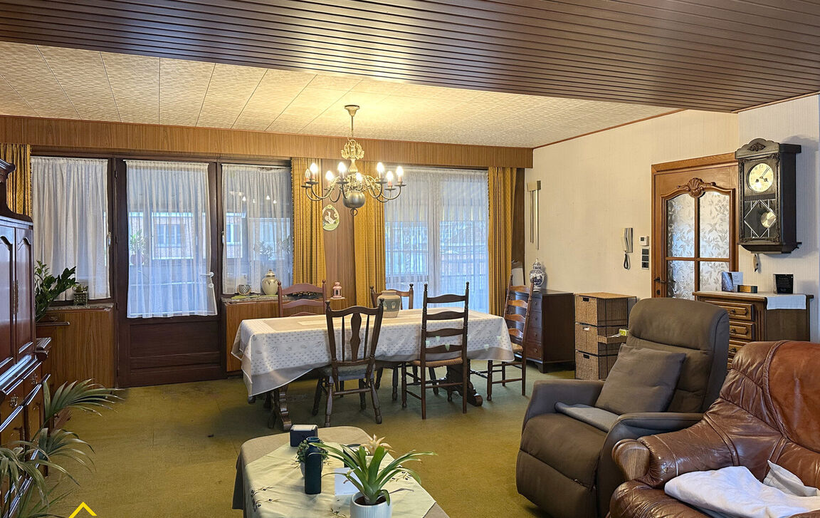 Gebouw voor gemengd gebruik te koop in Aalst