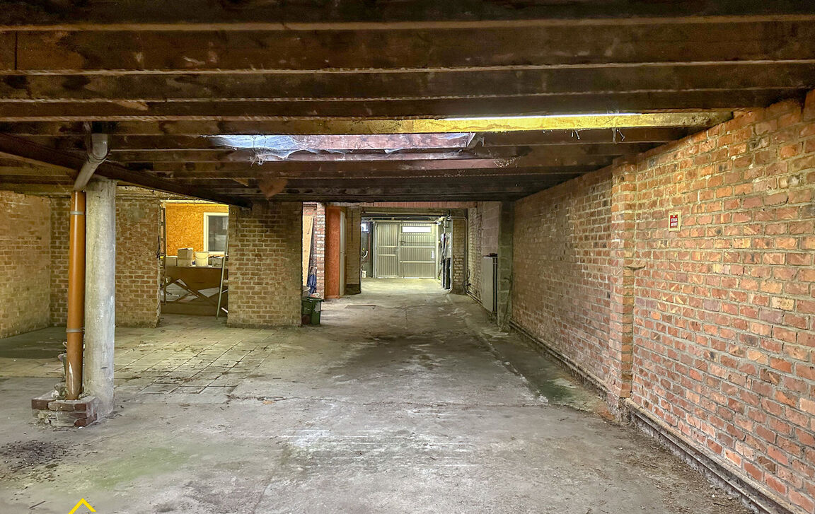 Gebouw voor gemengd gebruik te koop in Aalst