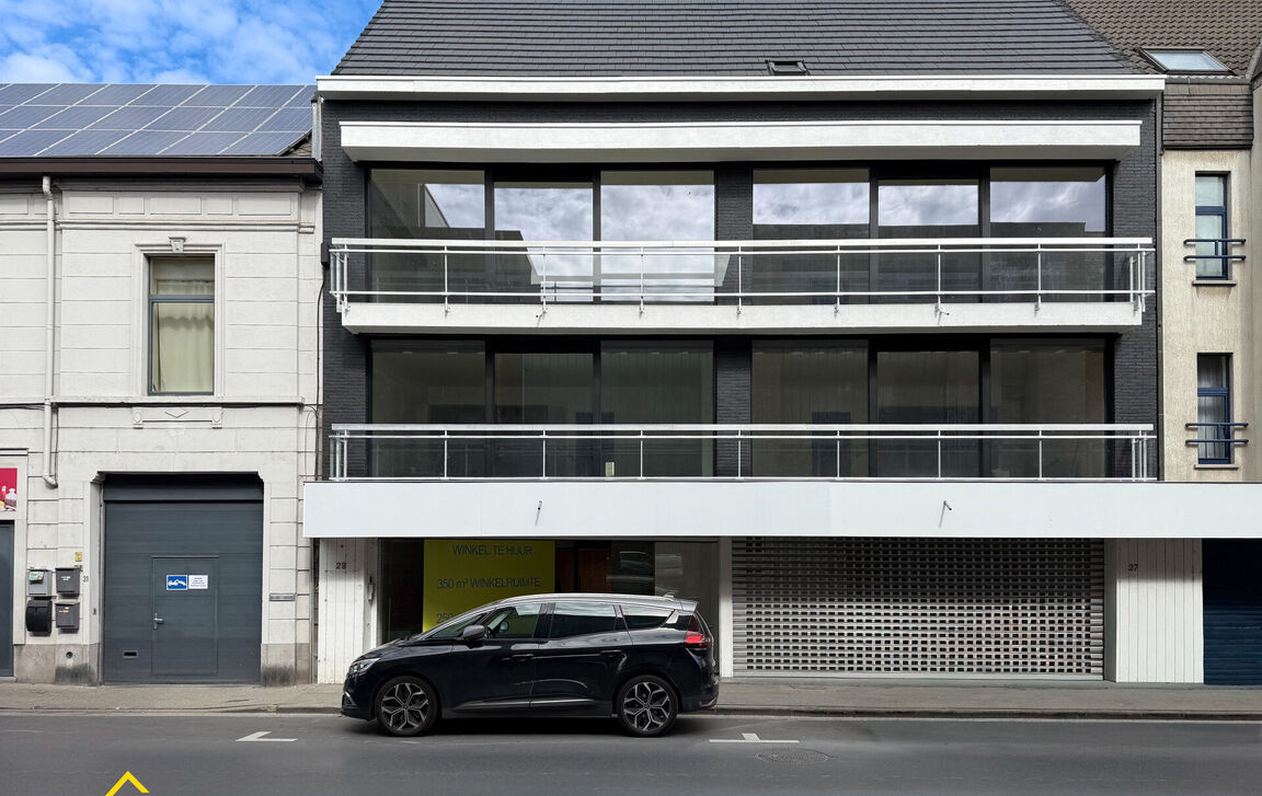 Gebouw voor gemengd gebruik te koop in Aalst