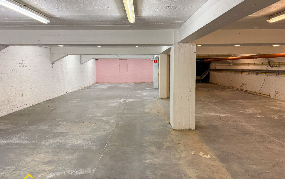 Gebouw voor gemengd gebruik te koop in Aalst