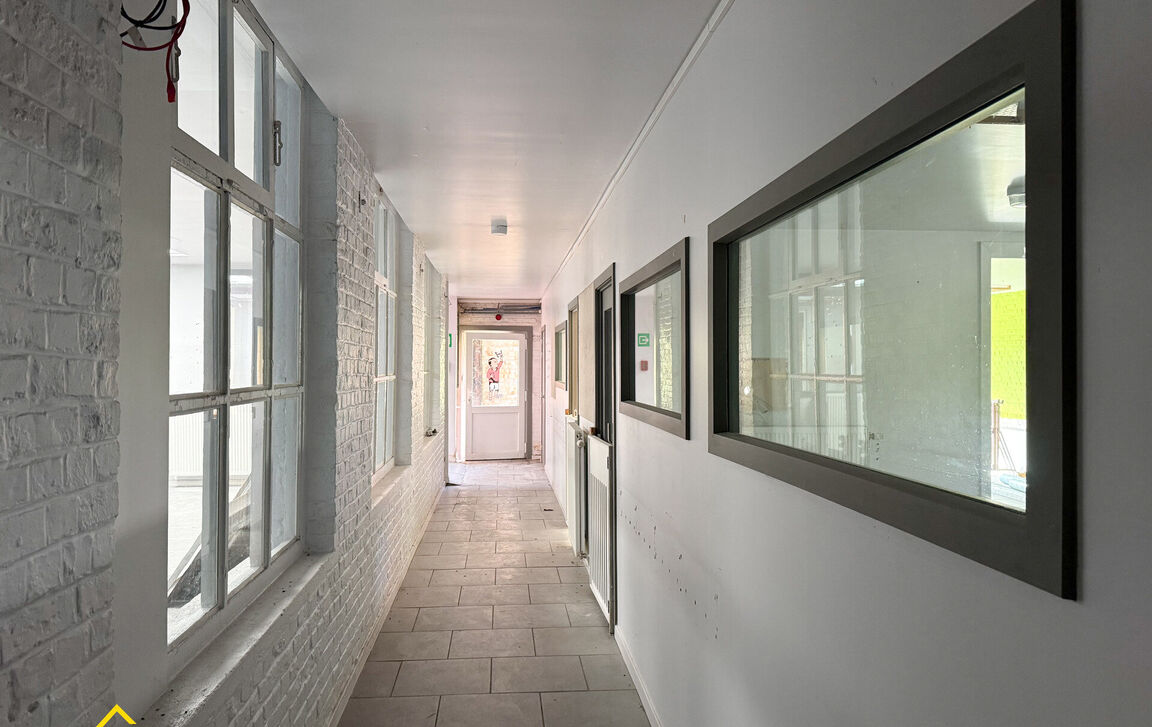 Gebouw voor gemengd gebruik te koop in Aalst