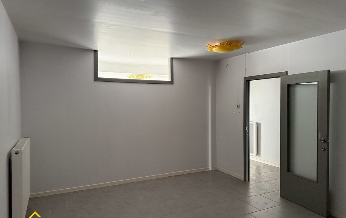 Gebouw voor gemengd gebruik te koop in Aalst