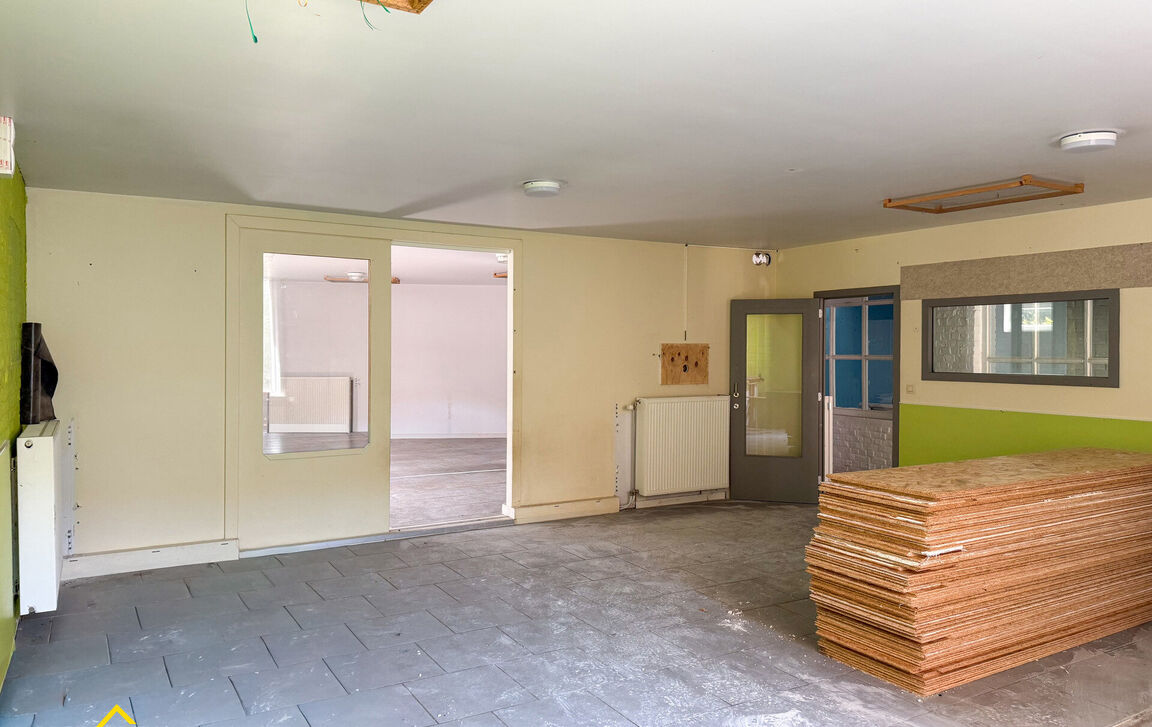 Gebouw voor gemengd gebruik te koop in Aalst