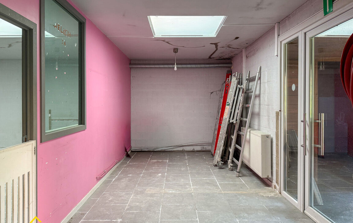 Gebouw voor gemengd gebruik te koop in Aalst