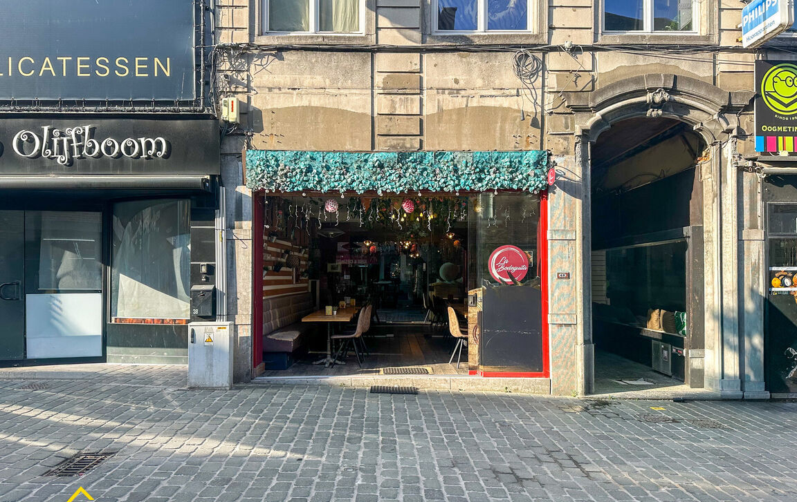 Gebouw voor gemengd gebruik te koop in Aalst