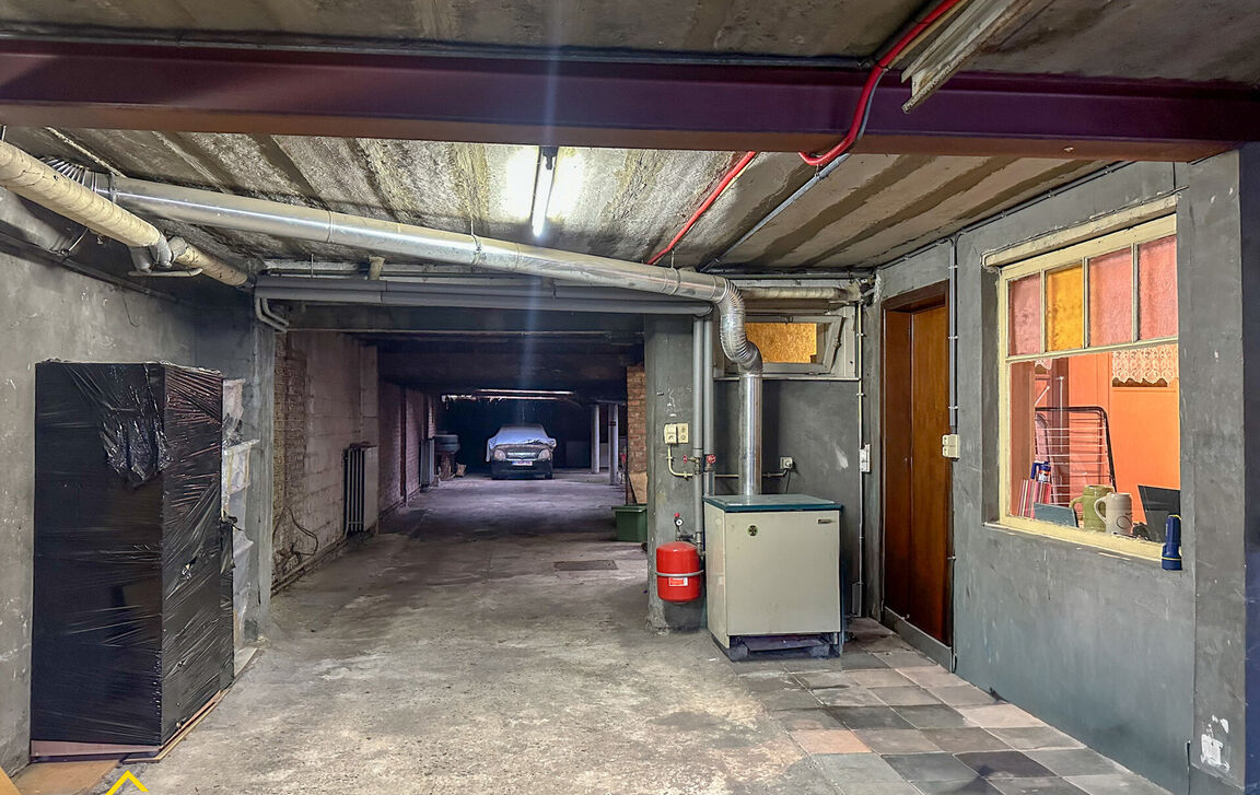 Gebouw voor gemengd gebruik te koop in Aalst
