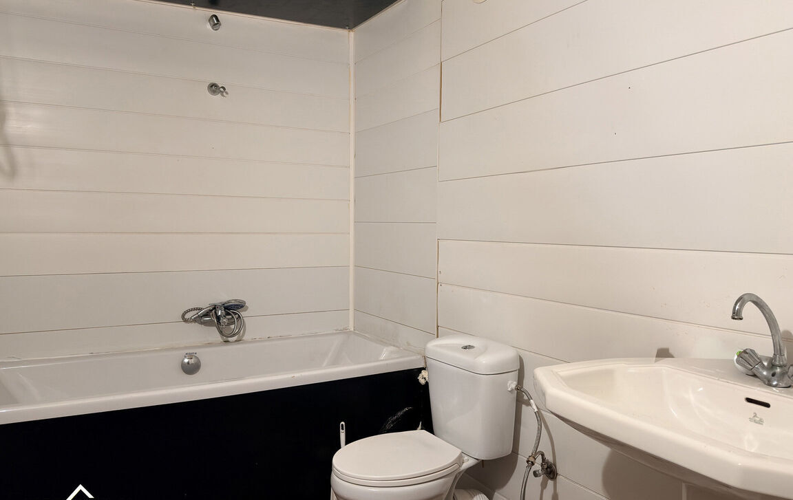 Gebouw voor gemengd gebruik te koop in Aalst
