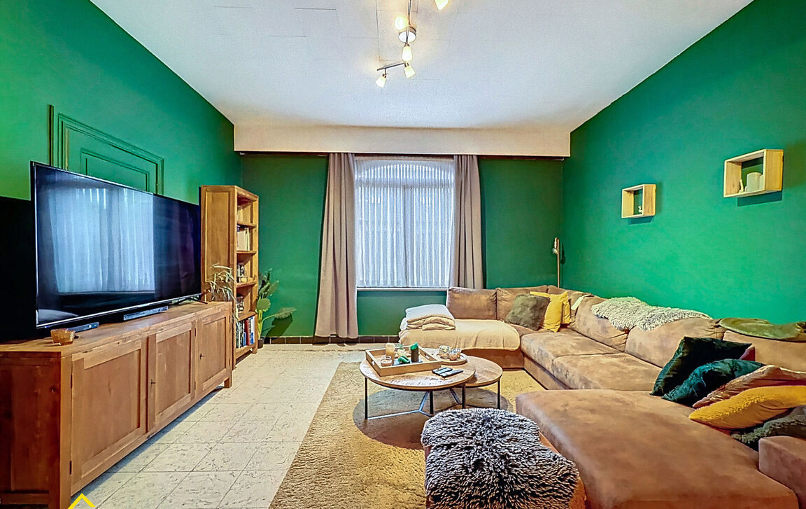 Gebouw voor gemengd gebruik te koop in Baardegem