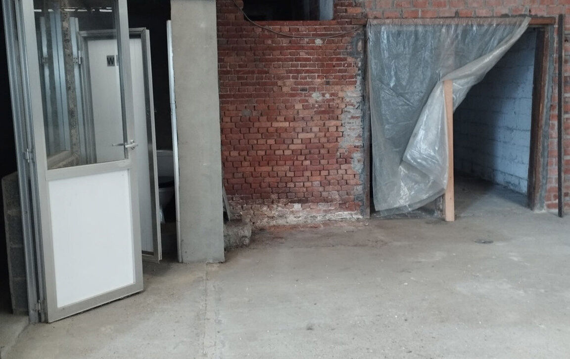 Gebouw voor gemengd gebruik te koop in Buggenhout