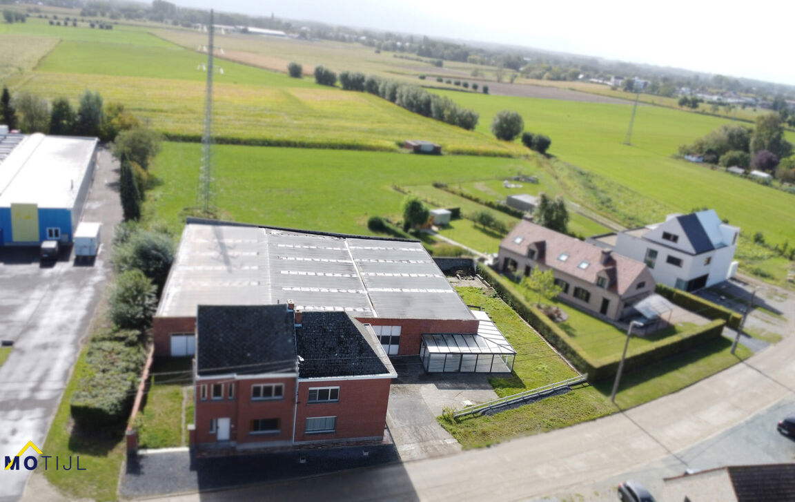 Gebouw voor gemengd gebruik te koop in Buggenhout