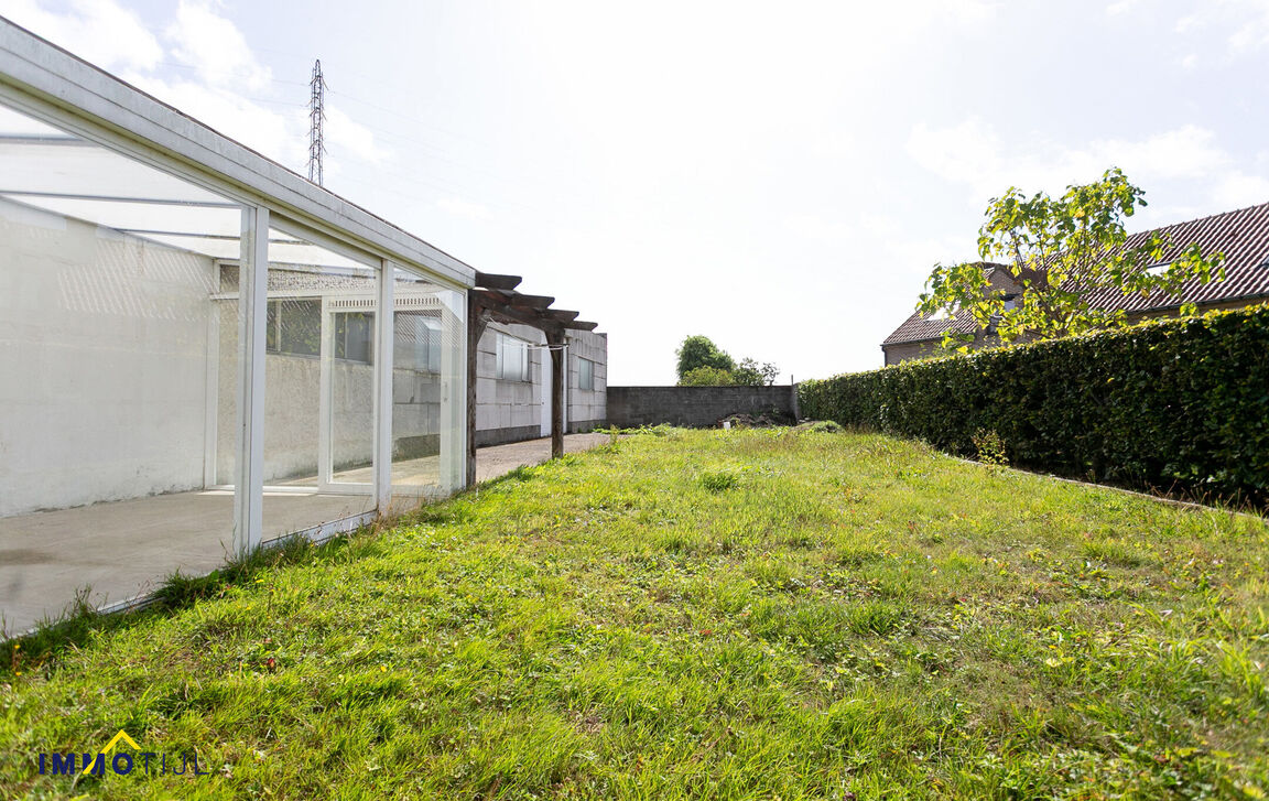 Gebouw voor gemengd gebruik te koop in Buggenhout
