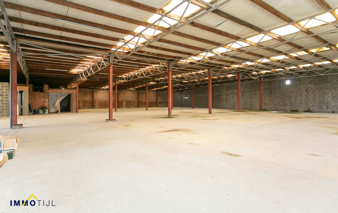 Gebouw voor gemengd gebruik te koop in Buggenhout