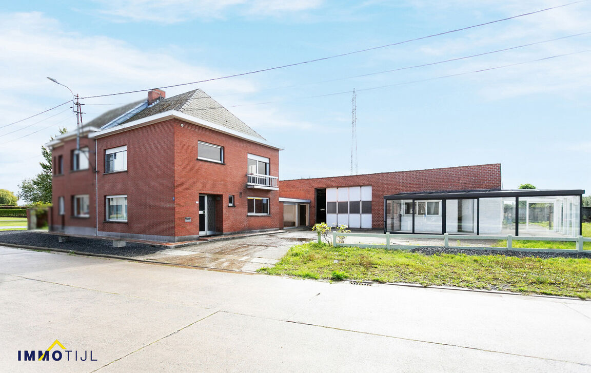 Gebouw voor gemengd gebruik te koop in Buggenhout