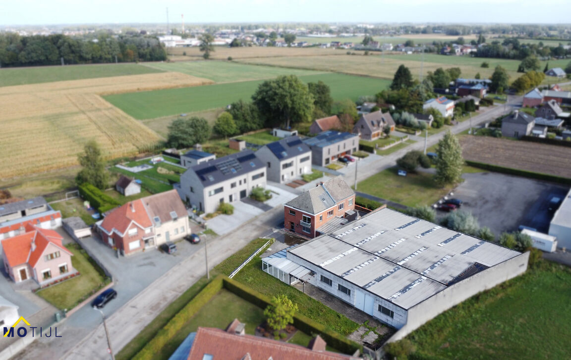 Gebouw voor gemengd gebruik te koop in Buggenhout