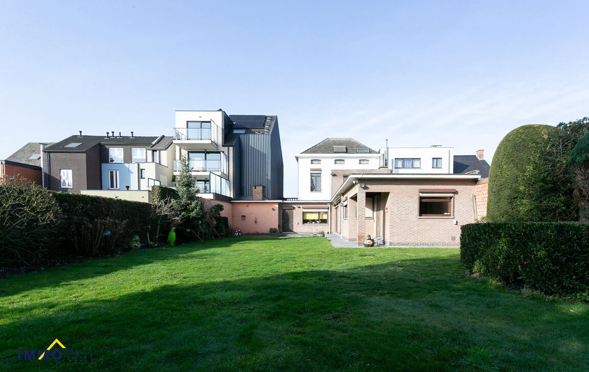 Gebouw voor gemengd gebruik te koop in Buggenhout