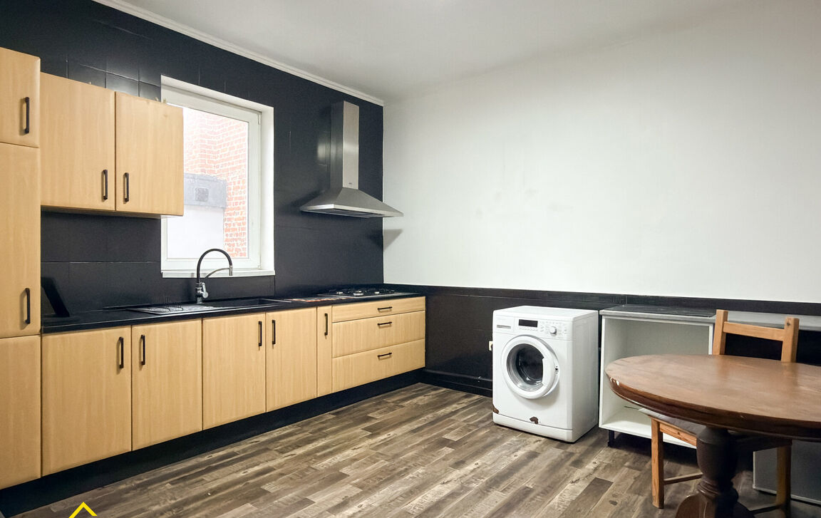 Gebouw voor gemengd gebruik te koop in Denderleeuw