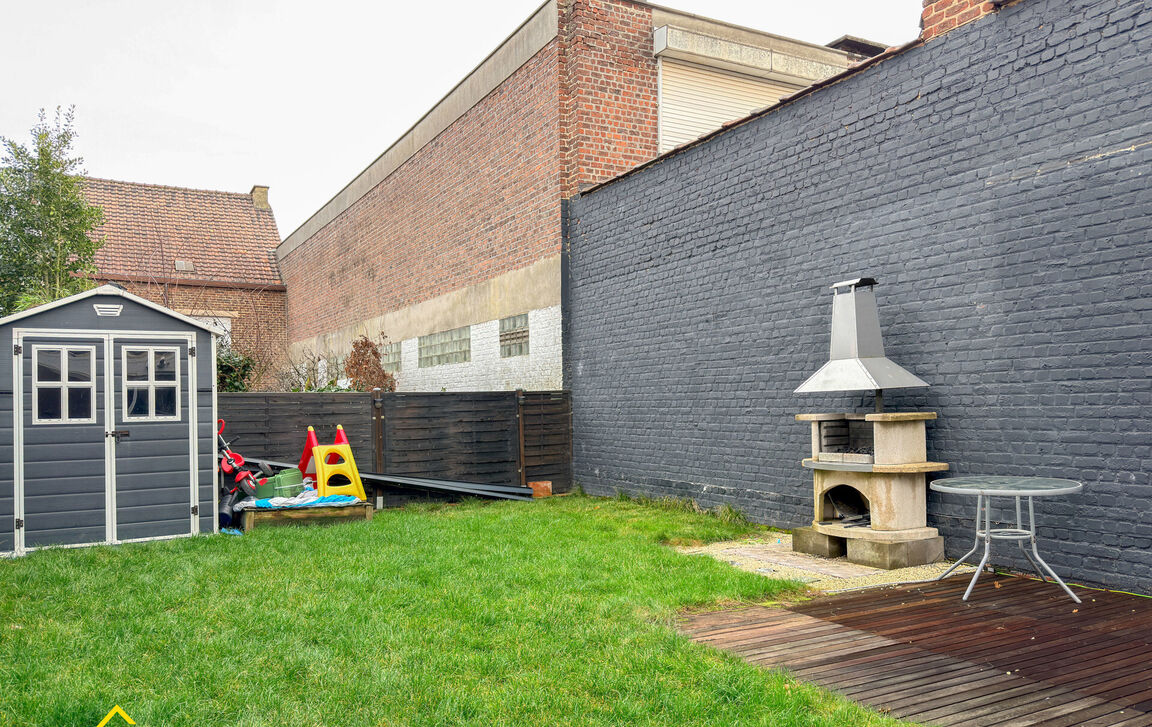 Gebouw voor gemengd gebruik te koop in Denderleeuw