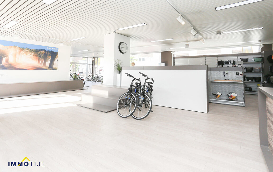Gebouw voor gemengd gebruik te koop in Dendermonde