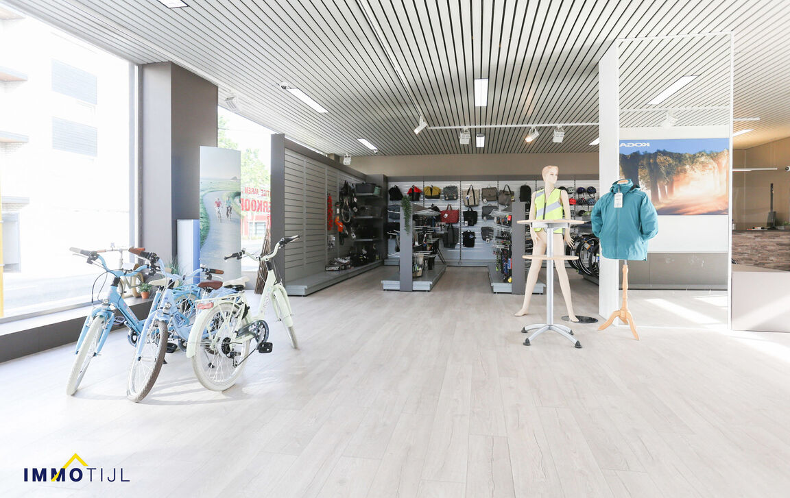 Gebouw voor gemengd gebruik te koop in Dendermonde
