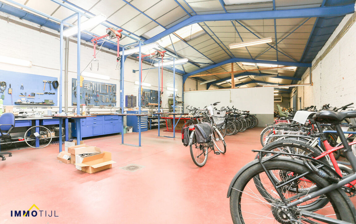 Gebouw voor gemengd gebruik te koop in Dendermonde