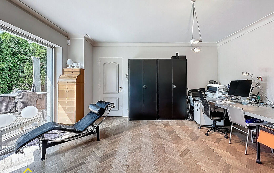 Gebouw voor gemengd gebruik te koop in Geraardsbergen