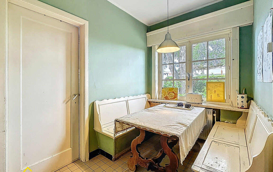 Gebouw voor gemengd gebruik te koop in Geraardsbergen