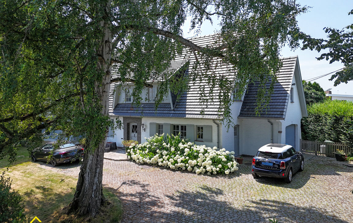 Gebouw voor gemengd gebruik te koop in Geraardsbergen