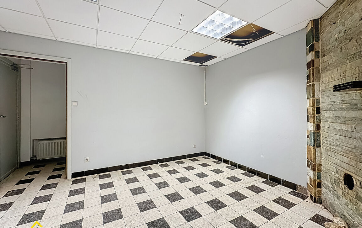 Gebouw voor gemengd gebruik te koop in Gijzegem