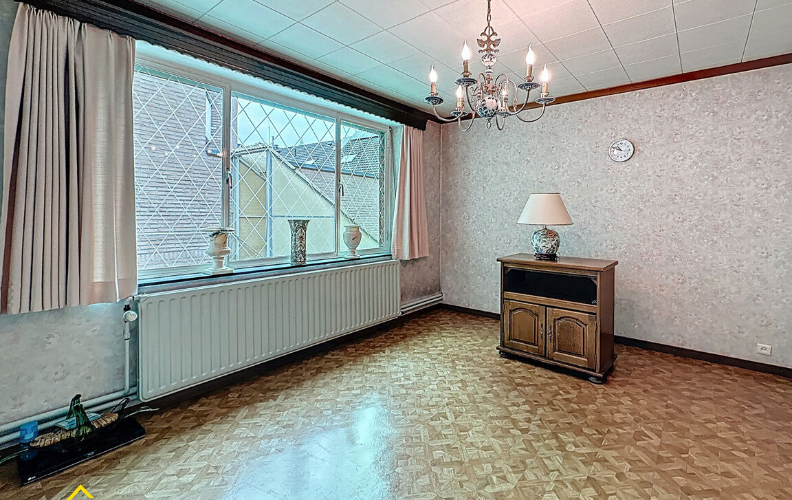 Gebouw voor gemengd gebruik te koop in Gijzegem