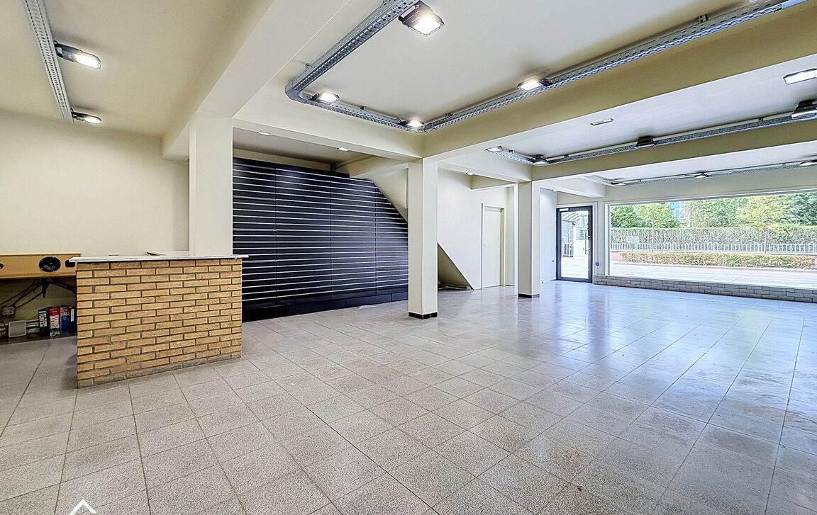 Gebouw voor gemengd gebruik te koop in Herdersem