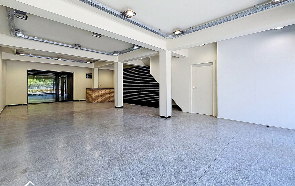 Gebouw voor gemengd gebruik te koop in Herdersem