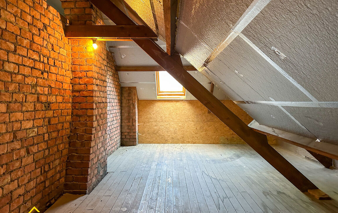 Gebouw voor gemengd gebruik te koop in Lebbeke
