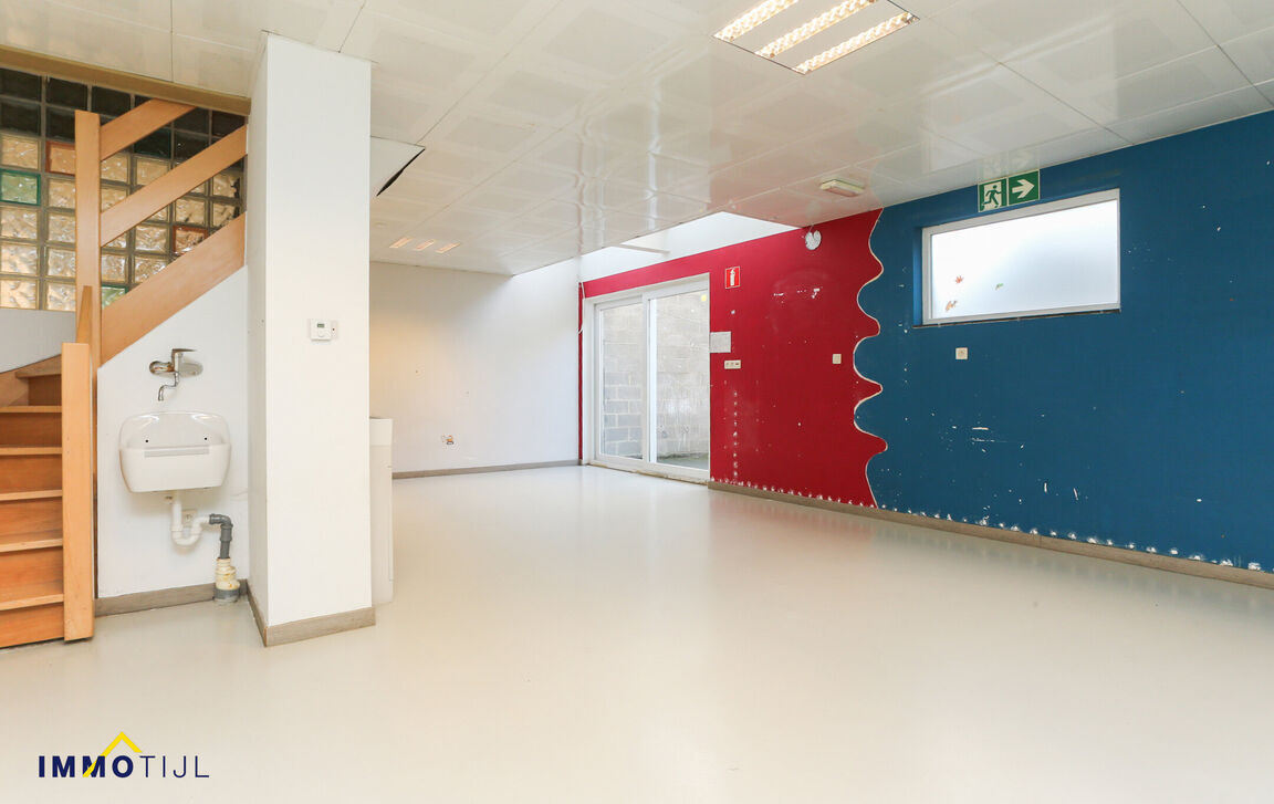 Gebouw voor gemengd gebruik te koop in Lebbeke