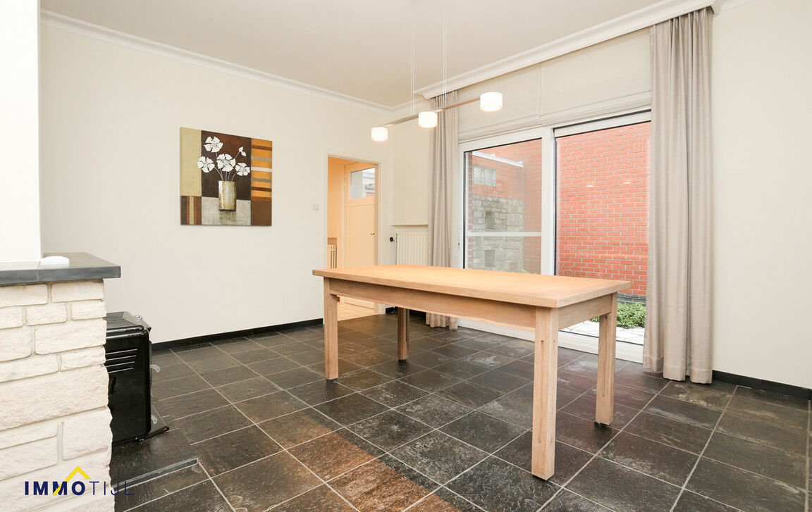 Gebouw voor gemengd gebruik te koop in Lebbeke