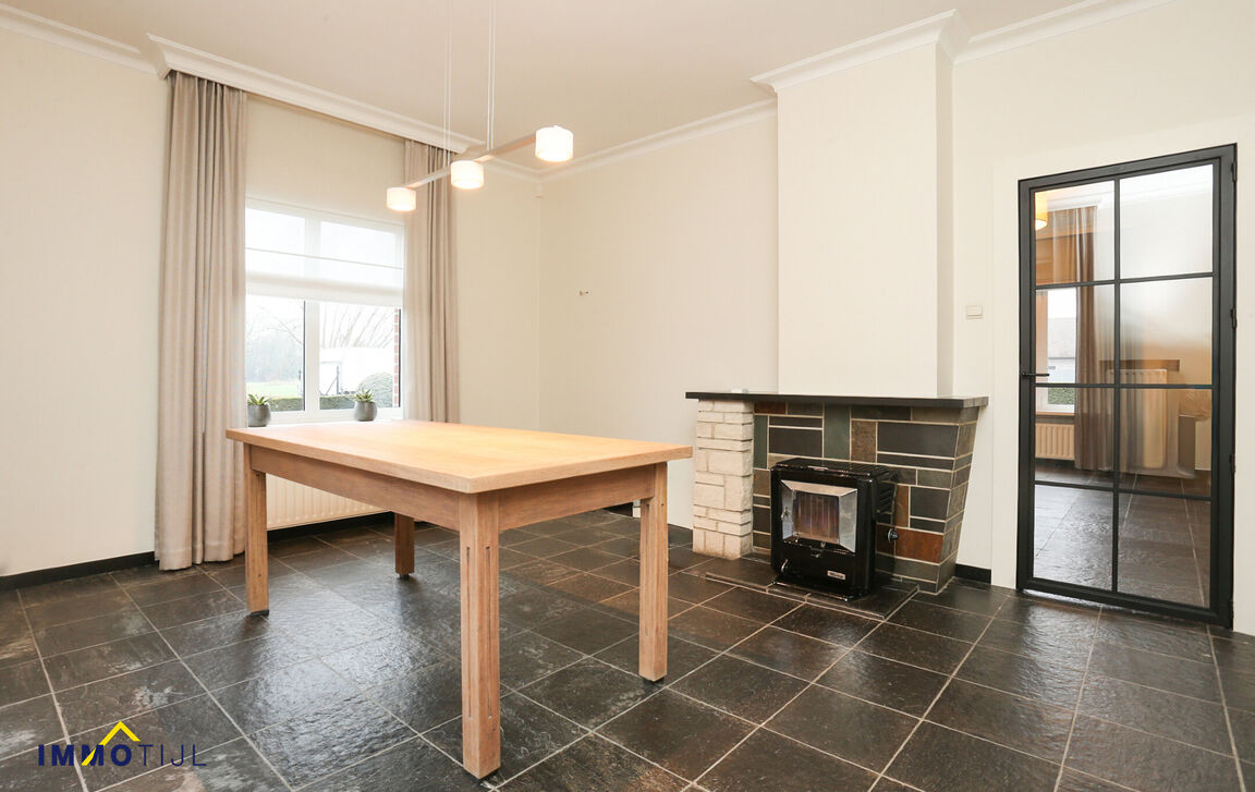 Gebouw voor gemengd gebruik te koop in Lebbeke