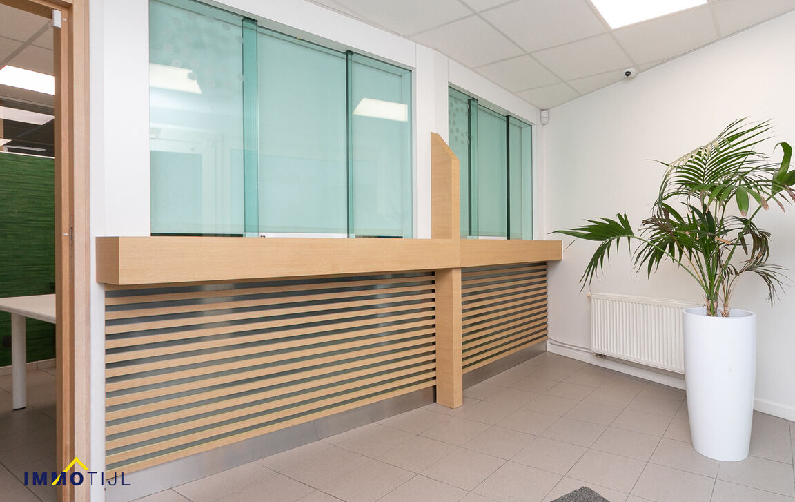 Gebouw voor gemengd gebruik te koop in Lebbeke