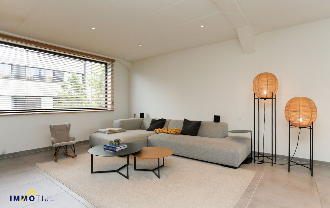 Gebouw voor gemengd gebruik te koop in Lebbeke