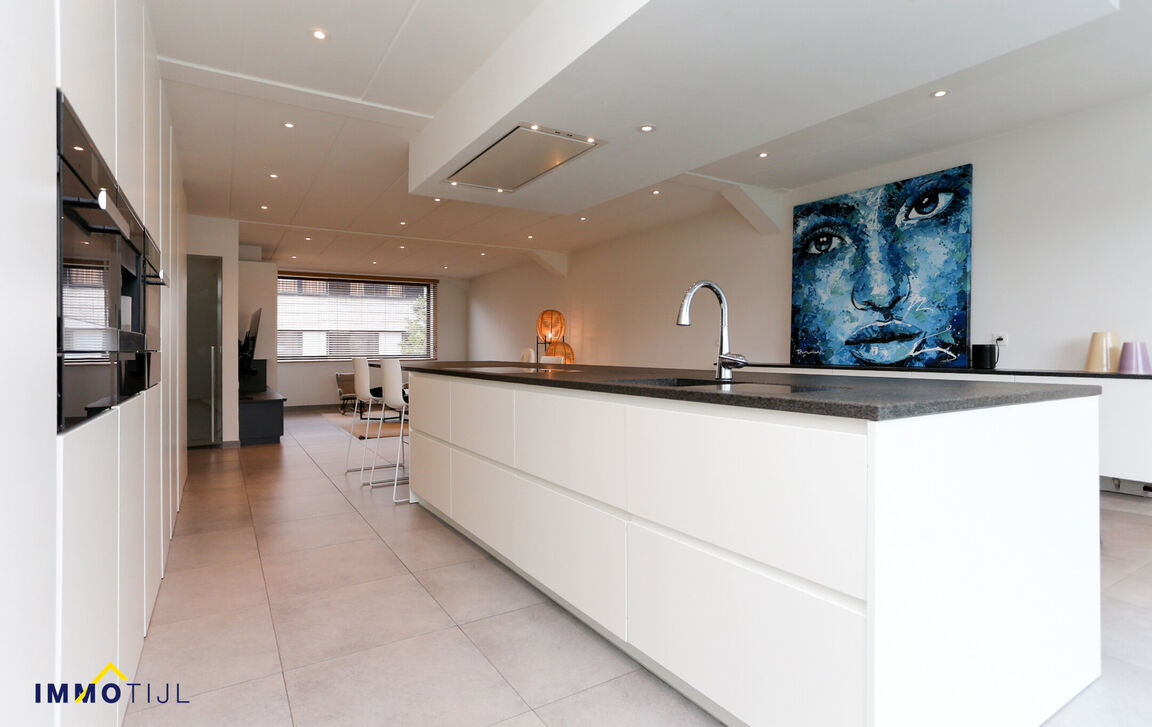Gebouw voor gemengd gebruik te koop in Lebbeke