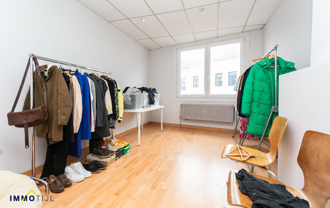 Gebouw voor gemengd gebruik te koop in Merchtem