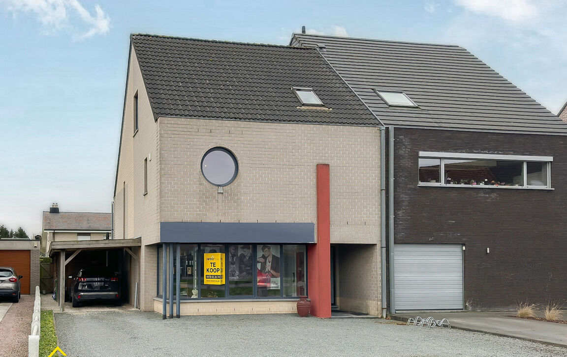 Gebouw voor gemengd gebruik te koop in Moorsel
