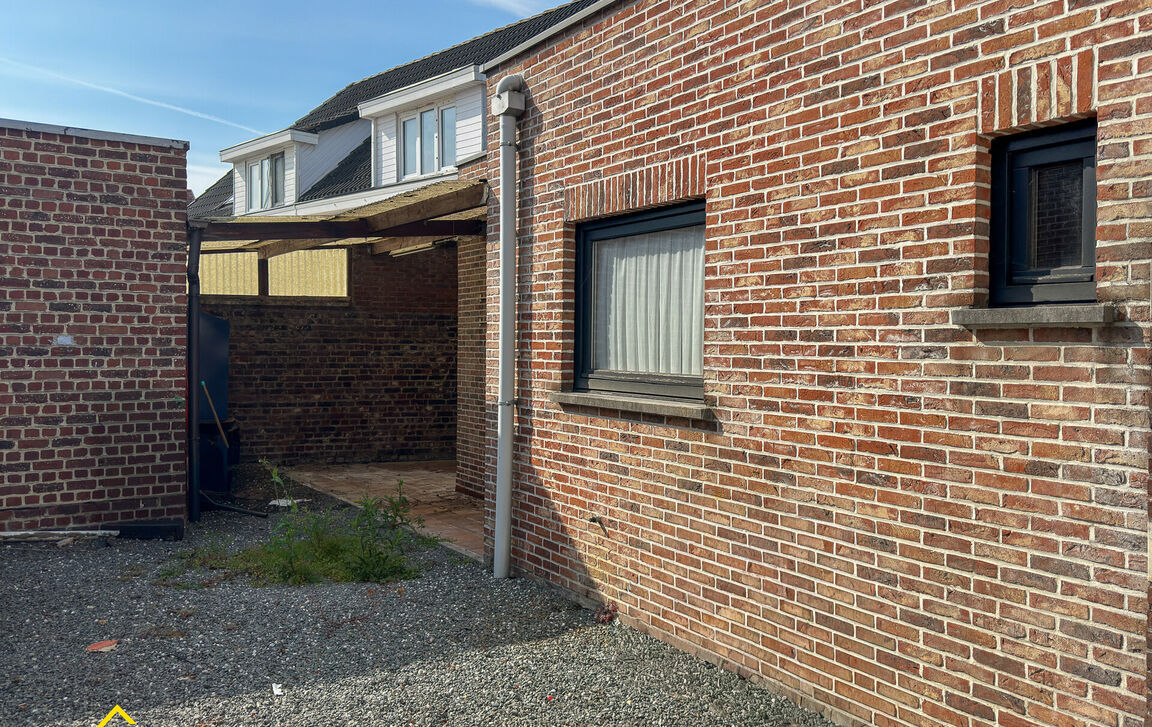 Gebouw voor gemengd gebruik te koop in Moorsel