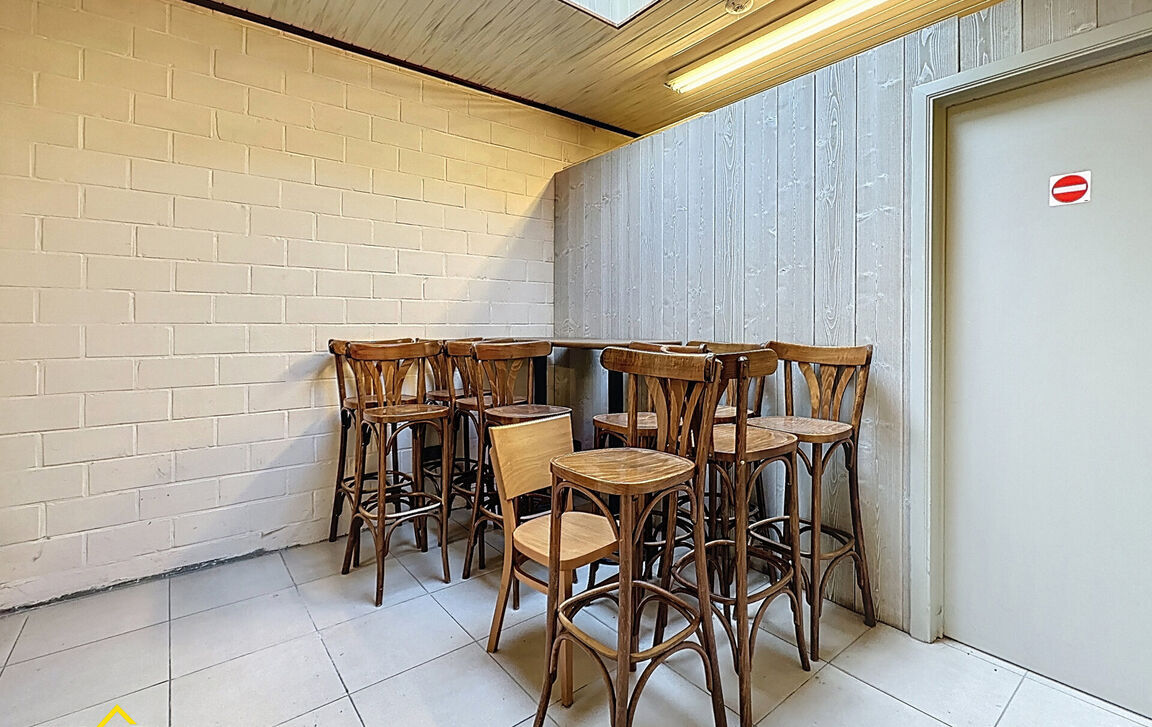 Gebouw voor gemengd gebruik te koop in Moorsel