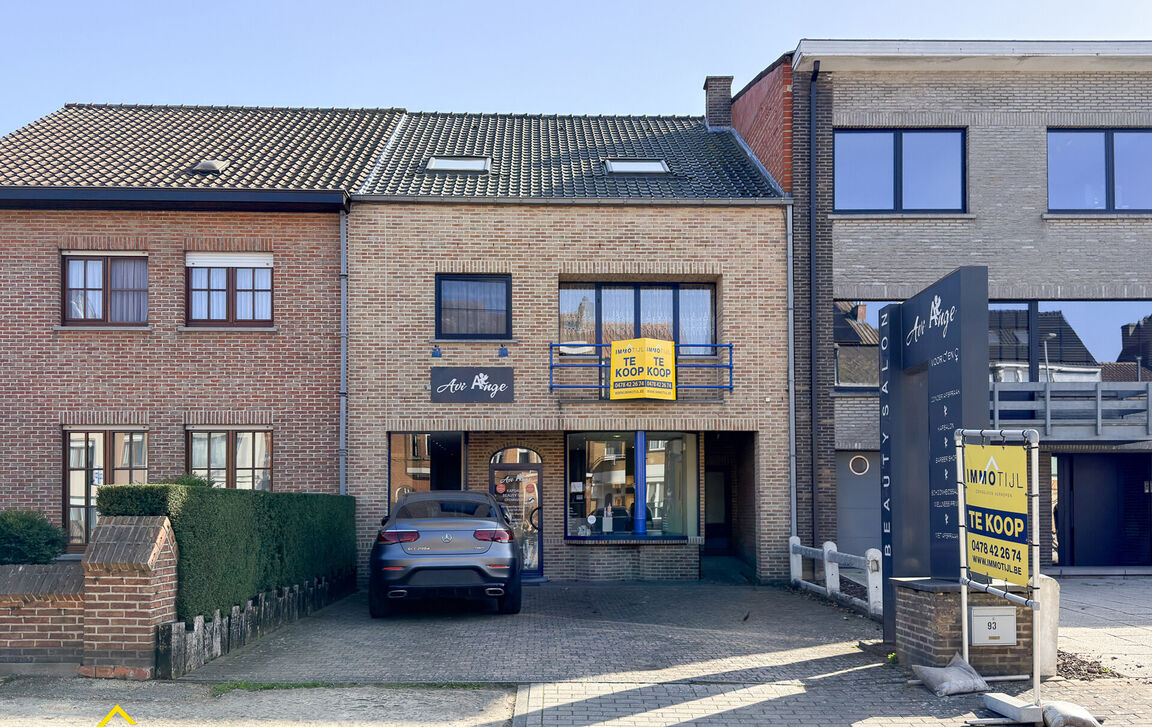 Gebouw voor gemengd gebruik te koop in Ninove