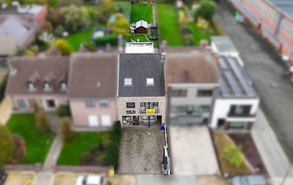 Gebouw voor gemengd gebruik te koop in Ninove