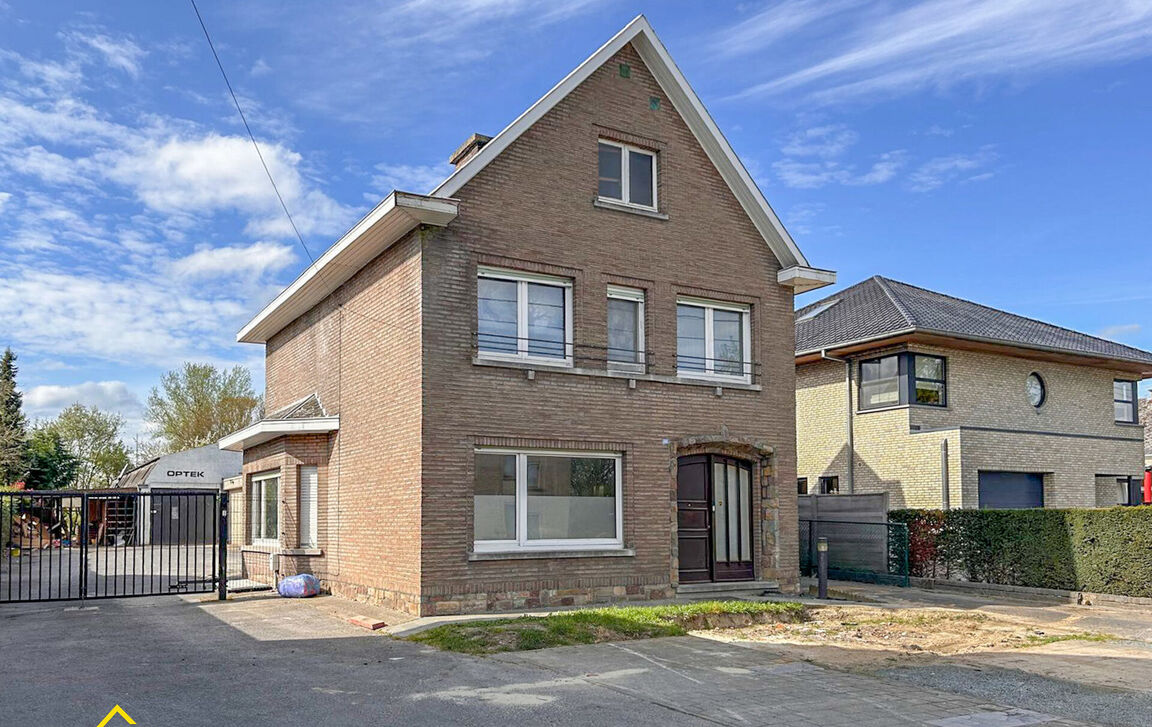 Gebouw voor gemengd gebruik te koop in Opwijk