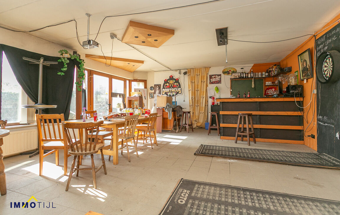 Gebouw voor gemengd gebruik te koop in Opwijk