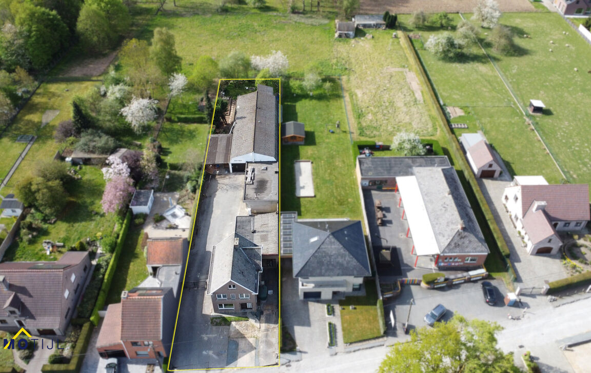 Gebouw voor gemengd gebruik te koop in Opwijk