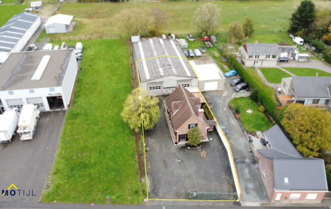 Gebouw voor gemengd gebruik te koop in Opwijk