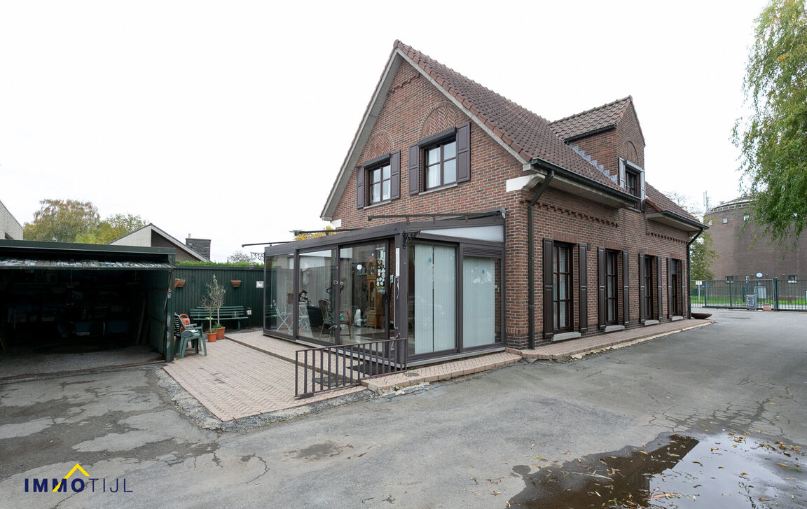 Gebouw voor gemengd gebruik te koop in Opwijk